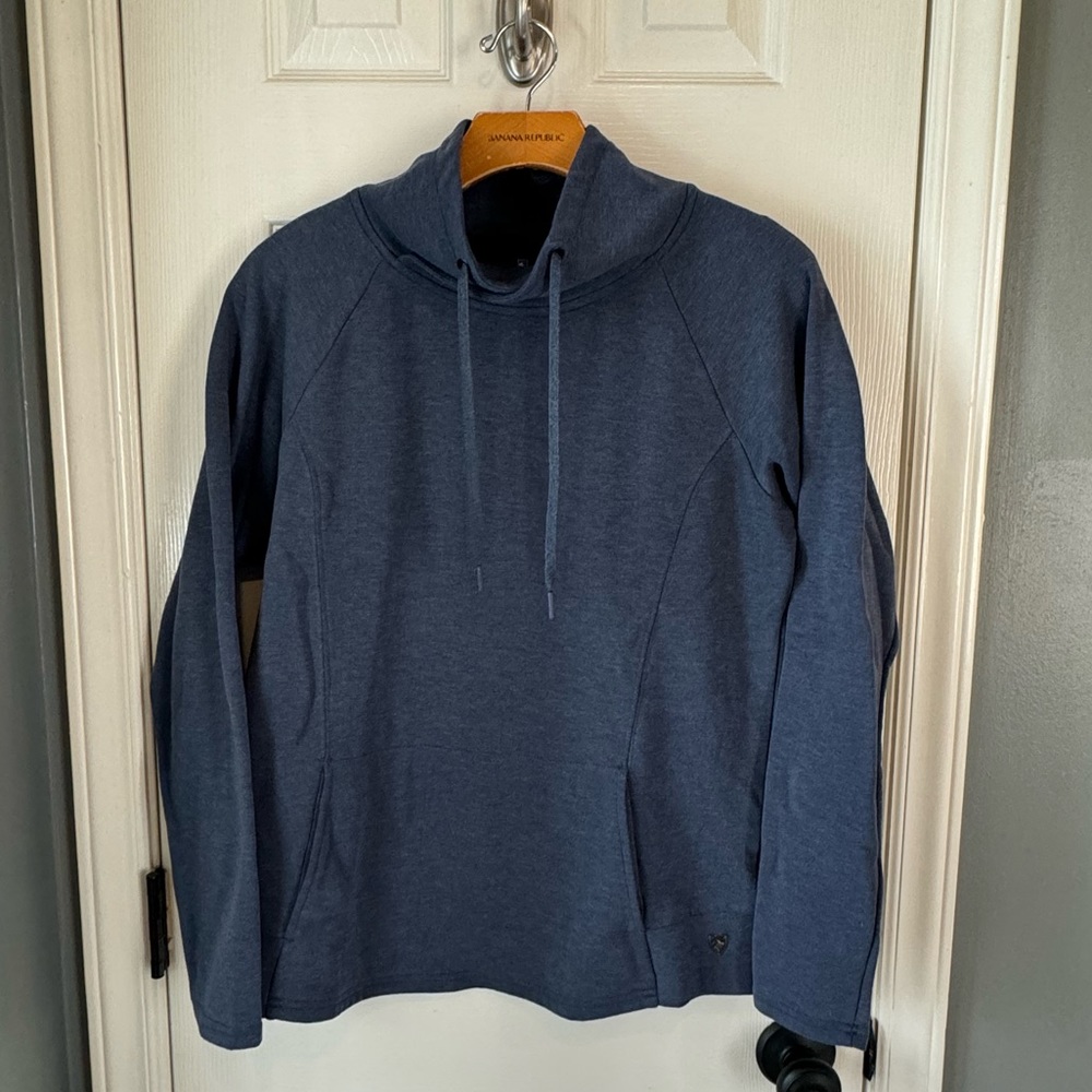 Kühl heather blue light sweatshirt - excellent used condition